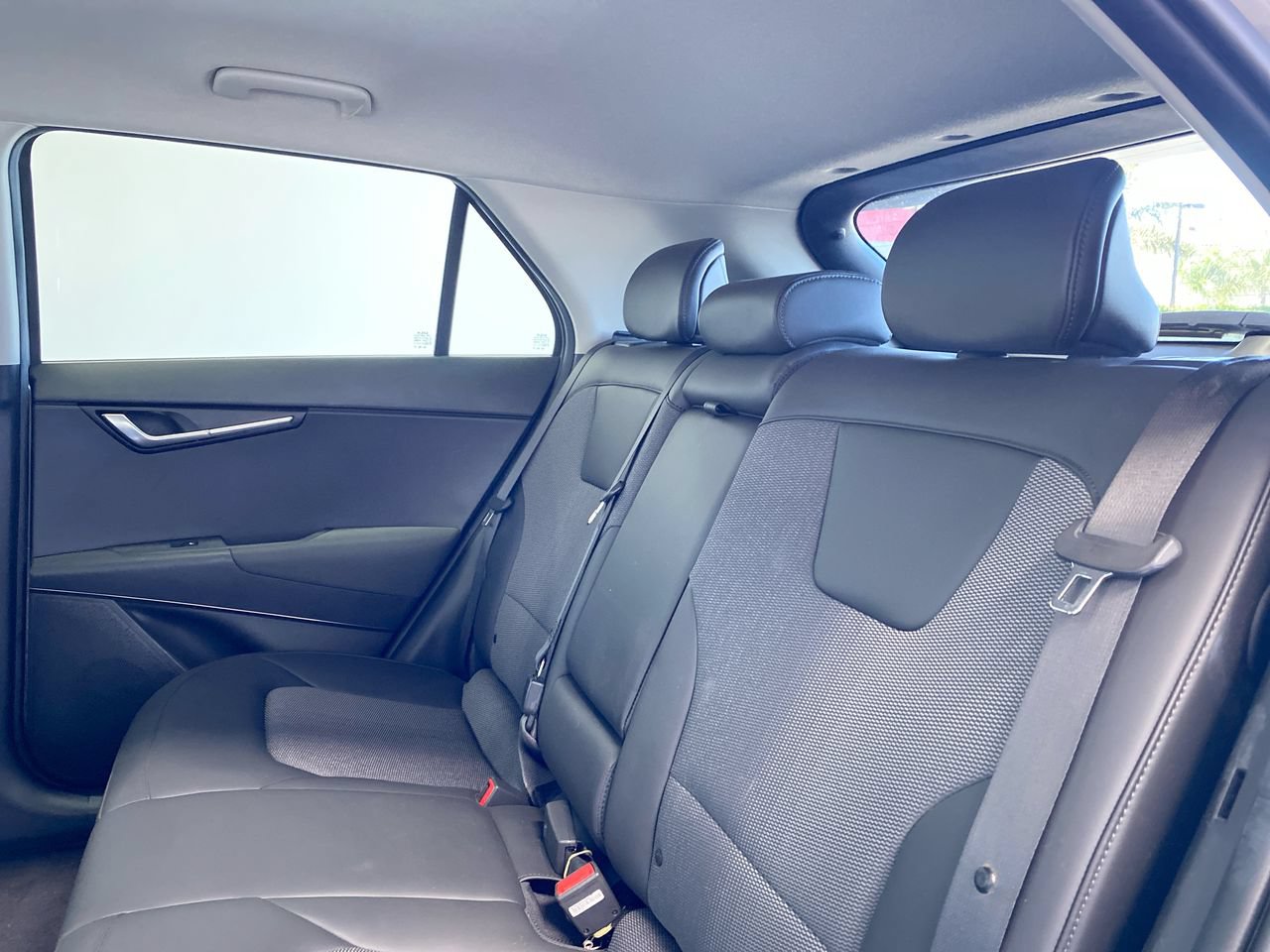 Certified 2024 Kia Niro Wind FWD image 33