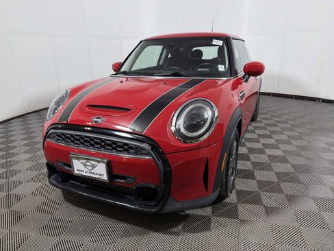 Used 2022 MINI Cooper S image 3
