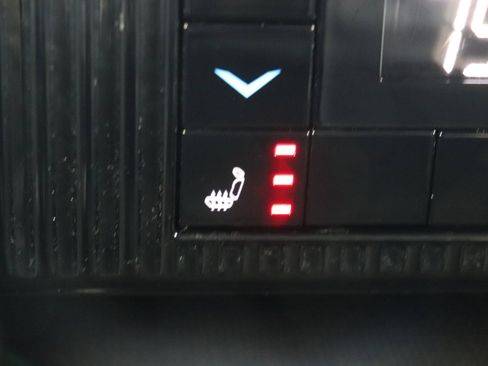 Used 2024 Jeep Wagoneer Series III image 24