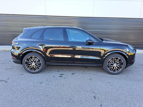 Used 2026 Porsche Cayenne image 8