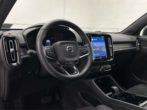 Used 2023 Volvo C40 P8 Recharge Plus image 10