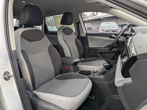 Used 2022 Volkswagen Taos S w/ IQ Drive S Package image 32