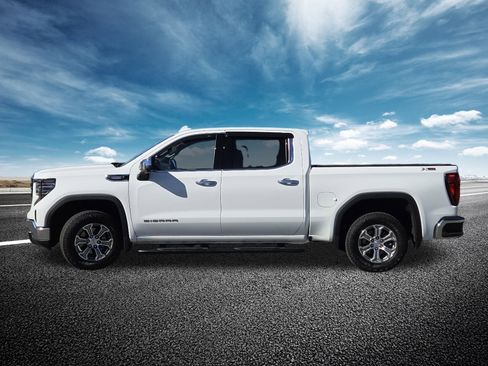 Used 2025 GMC Sierra 1500 SLT w/ SLT Convenience Package image 18