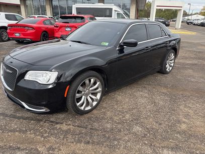 Used 2017 Chrysler 300 Limited
