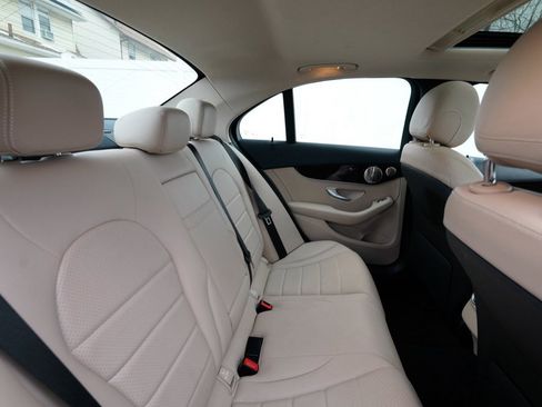 Used 2020 Mercedes-Benz C 300 4MATIC Sedan image 33