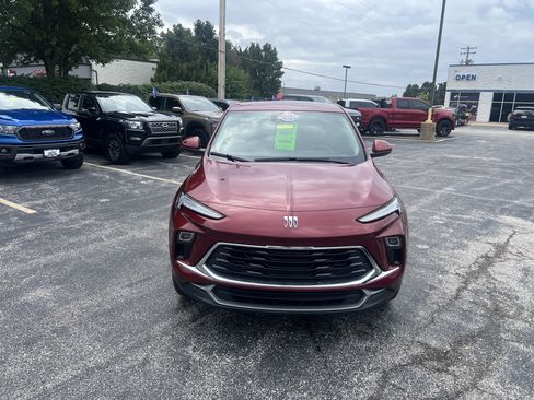 Used 2024 Buick Encore GX Preferred FWD image 3