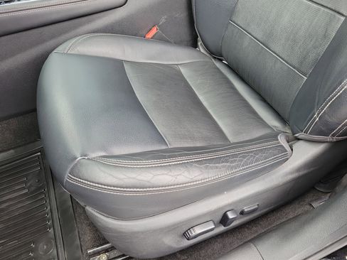 Used 2019 Nissan Altima 2.0 Edition One FWD image 10