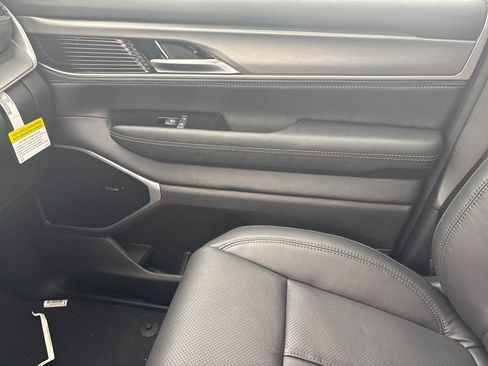 New 2026 Jeep Grand Wagoneer L Limited image 31