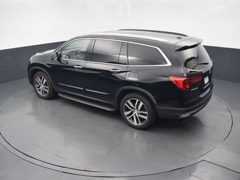 Used 2017 Honda Pilot Touring image 43