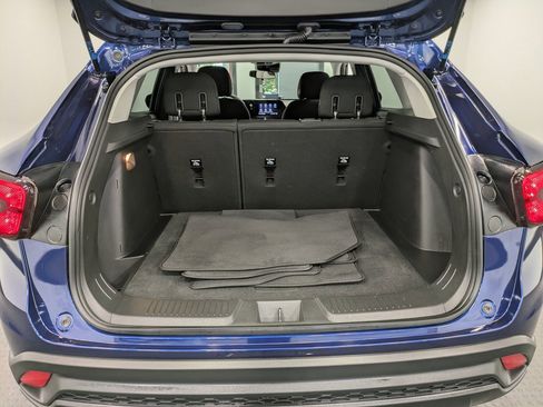 Used 2024 Chevrolet Trax LS w/ LS Convenience Package image 24