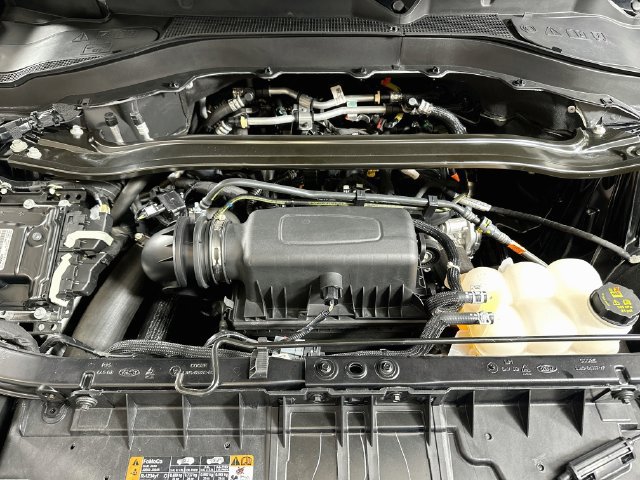 Used 2024 Ford Explorer Limited w/ Limited Technology Package RWD image 25