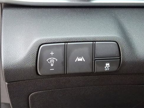 Used 2021 Hyundai Elantra SEL image 23