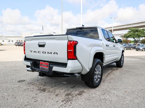 Certified 2024 Toyota Tacoma Limited w/ Limited Package (LT) AWD/4WD image 7