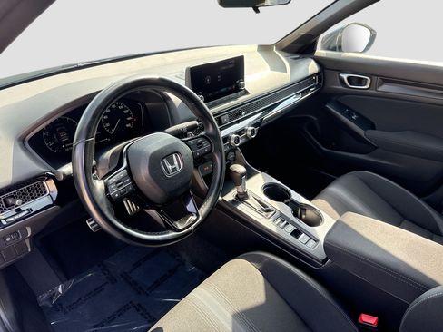 Used 2024 Honda Civic Sport image 7