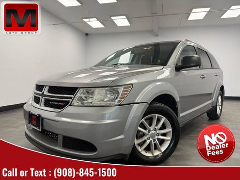 Used 2017 Dodge Journey SE w/ Flexible Seating Group FWD image 1