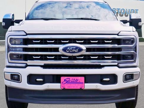 Used 2024 Ford F350 Platinum AWD/4WD image 14