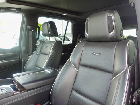 Used 2024 Cadillac Escalade Premium Luxury w/ LPO, Floor Liner Package AWD/4WD image 22