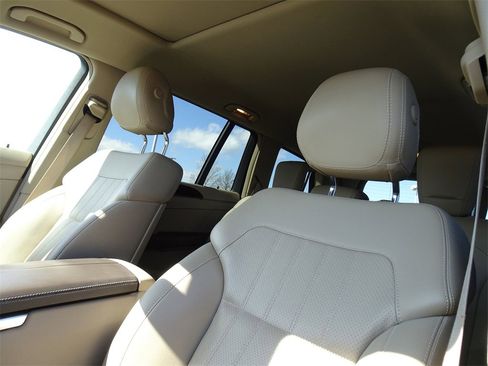 Used 2016 Mercedes-Benz GL 450 4MATIC image 7