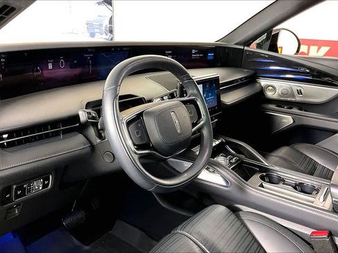 Used 2024 Lincoln Nautilus Reserve w/ Equipment Group 203A image 15