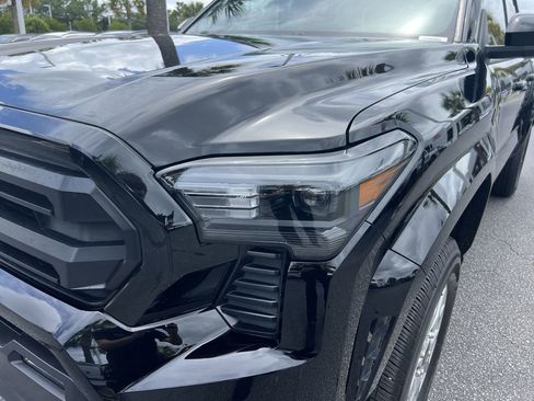 Used 2025 Toyota Tacoma SR5 RWD image 6
