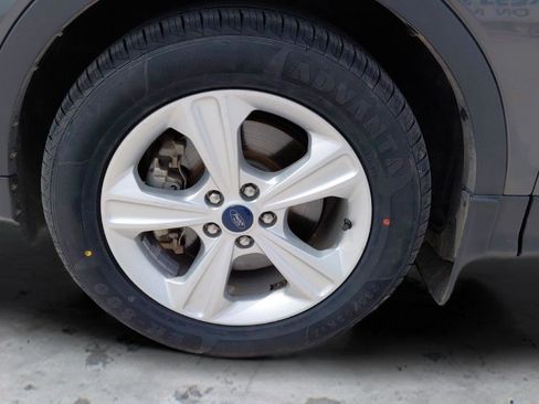 Used 2015 Ford Escape SE w/ Equipment Group 201A AWD/4WD image 10
