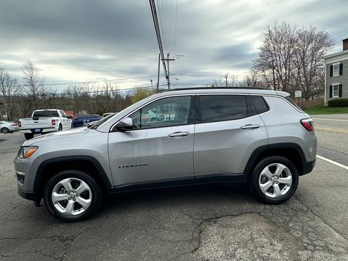 Used 2019 Jeep Compass Latitude w/ Popular Equipment Group image 7