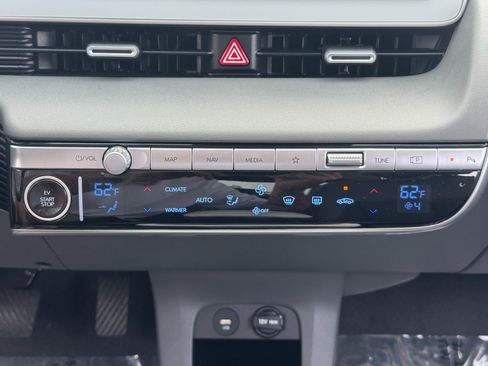 Used 2023 Hyundai Ioniq 5 SE image 25