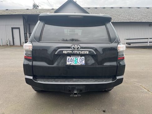 Used 2019 Toyota 4Runner SR5 Premium image 6