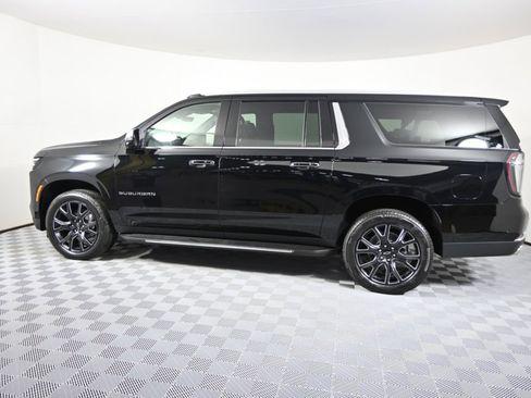 New 2026 Chevrolet Suburban Premier image 3