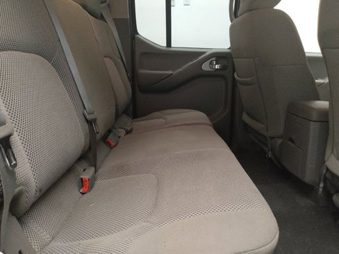 Used 2019 Nissan Frontier SV w/ Value Truck Package RWD image 19