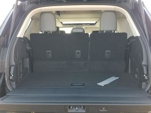 New 2026 Ford Expedition Active image 11