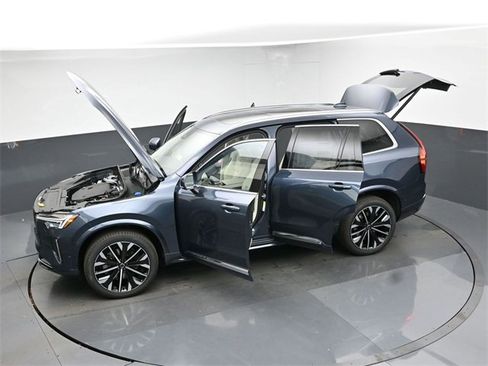 New 2026 Volvo XC90 B6 Ultra image 53
