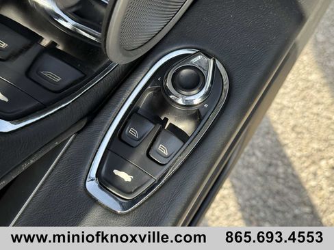 Used 2019 Aston Martin DB11 AMR image 14