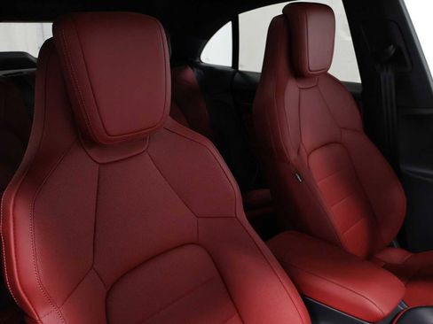 New 2026 Porsche Macan 4 Electric AWD/4WD image 21