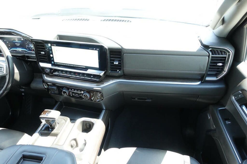 Used 2022 Chevrolet Silverado 1500 LT Trail Boss w/ LT Trail Boss Premium Package AWD/4WD image 49