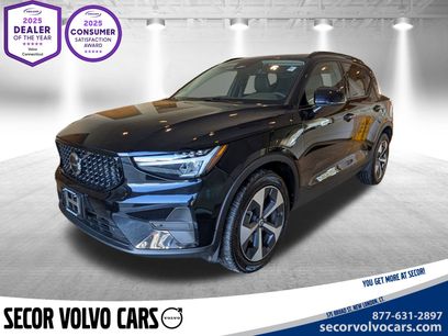 New 2026 Volvo XC40 B5 Core w/ Protection Package Premier