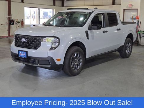 New 2025 Ford Maverick XLT w/ XLT Luxury Package AWD/4WD image 5