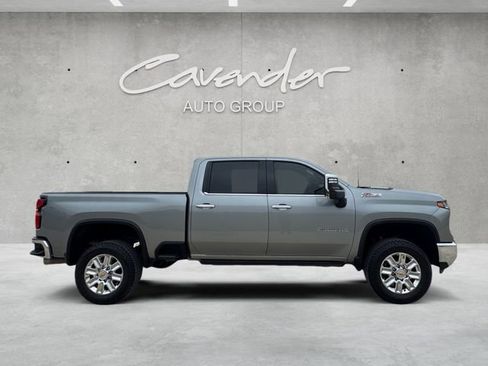 Used 2024 Chevrolet Silverado 2500 LTZ w/ LTZ Plus Package image 17