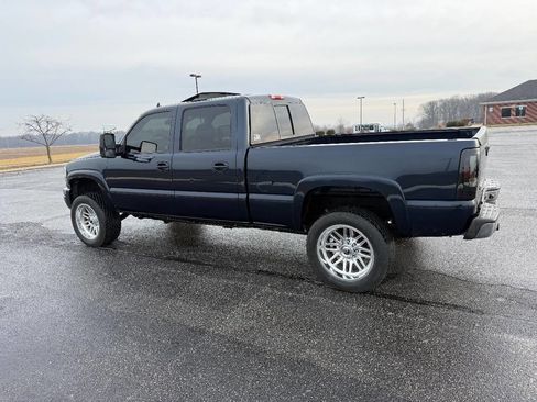 Used 2006 GMC Sierra 2500 SLT w/ Heavy-Duty Power Package image 21