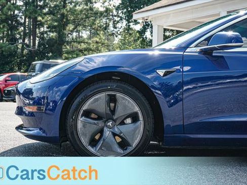 Used 2020 Tesla Model 3 Standard Range Plus RWD image 15