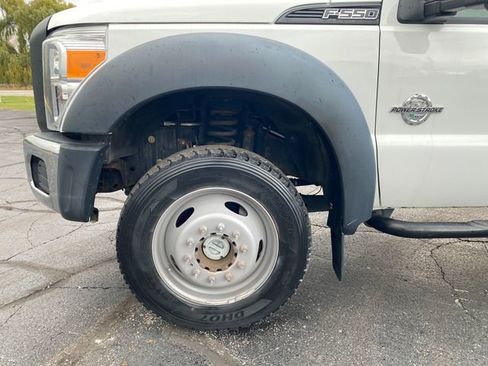 Used 2015 Ford F550 4x4 Regular Cab Super Duty image 16