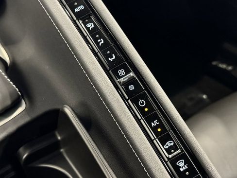 Used 2024 Chevrolet Corvette Stingray Coupe w/ Battery Protection Package image 11