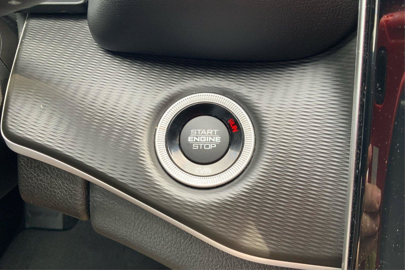 Used 2023 Jeep Grand Cherokee Altitude AWD/4WD image 35