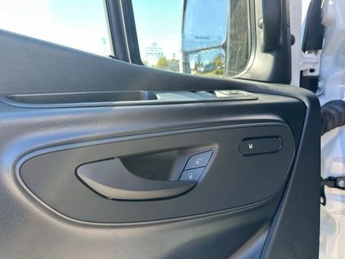 Used 2026 Mercedes-Benz Sprinter 2500 image 13
