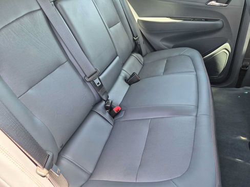 Used 2020 Chevrolet Bolt Premier w/ Infotainment Package FWD image 18