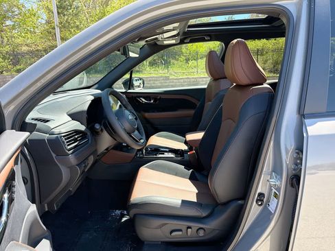 New 2026 Subaru Forester Touring AWD/4WD image 22