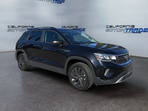 Used 2022 Volkswagen Taos S w/ IQ Drive S Package image 3