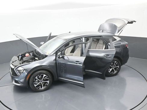 Used 2023 Kia Sportage EX image 65