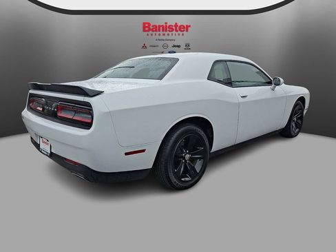 Used 2023 Dodge Challenger SXT RWD image 4