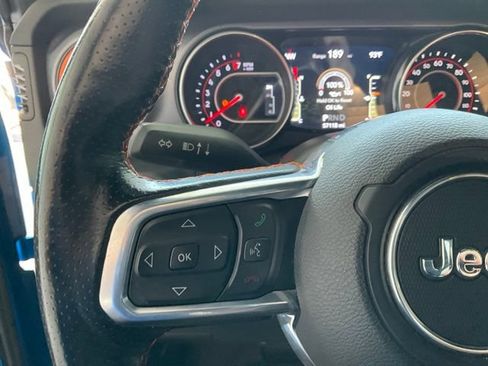 Used 2021 Jeep Gladiator Mojave AWD/4WD image 9